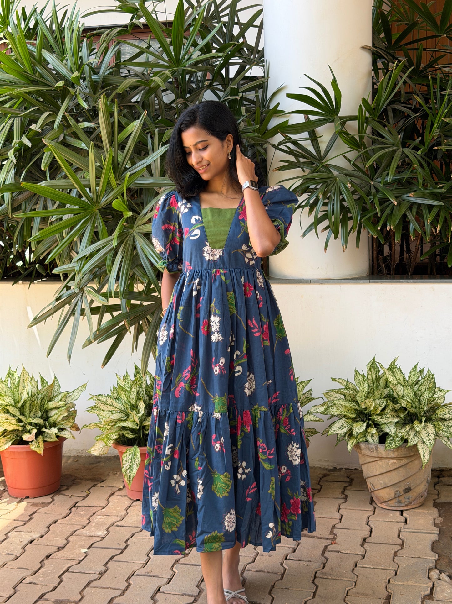 AAZHI FLORAL