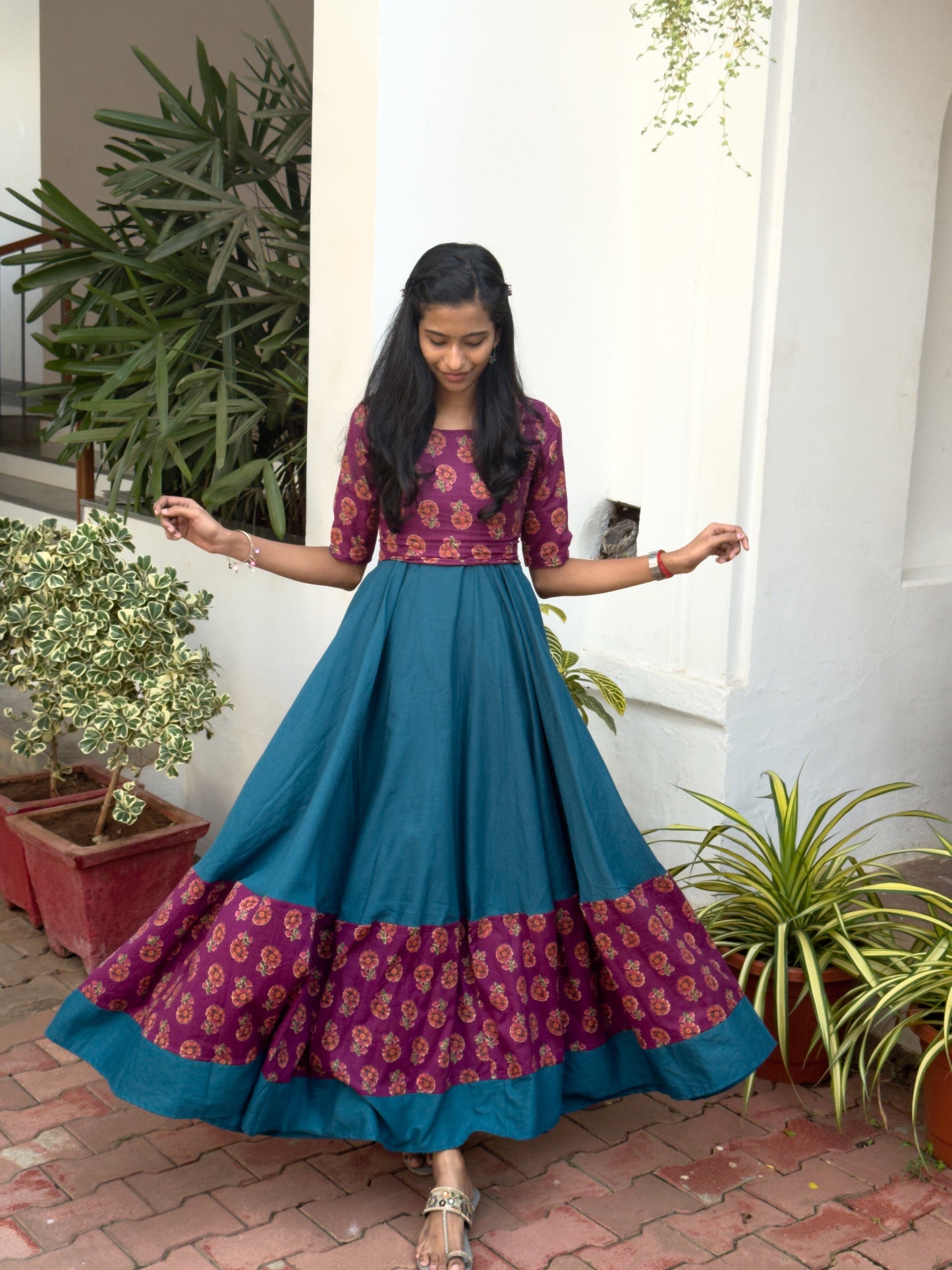 Mozhi