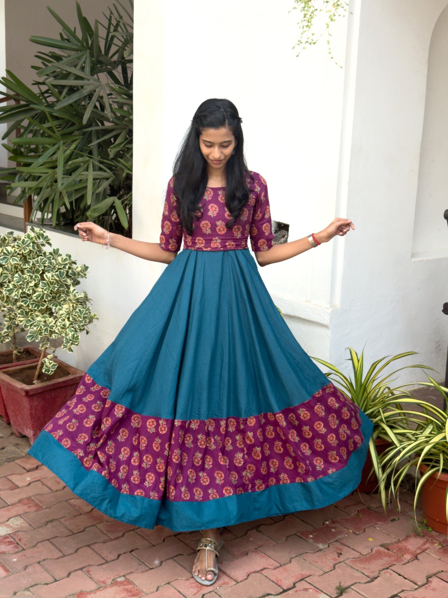 Mozhi