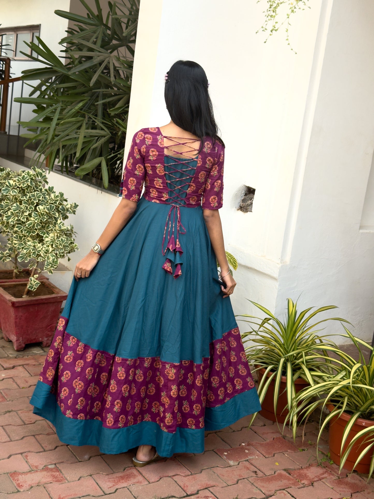 Mozhi