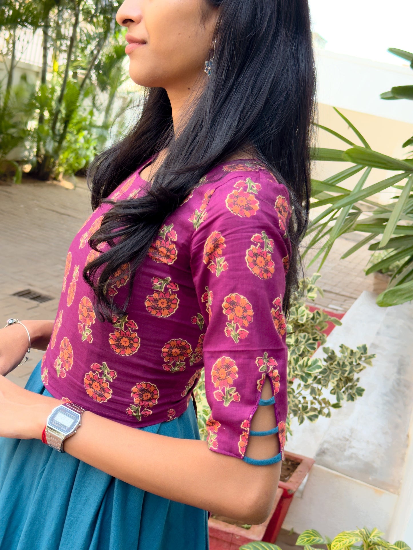 Mozhi