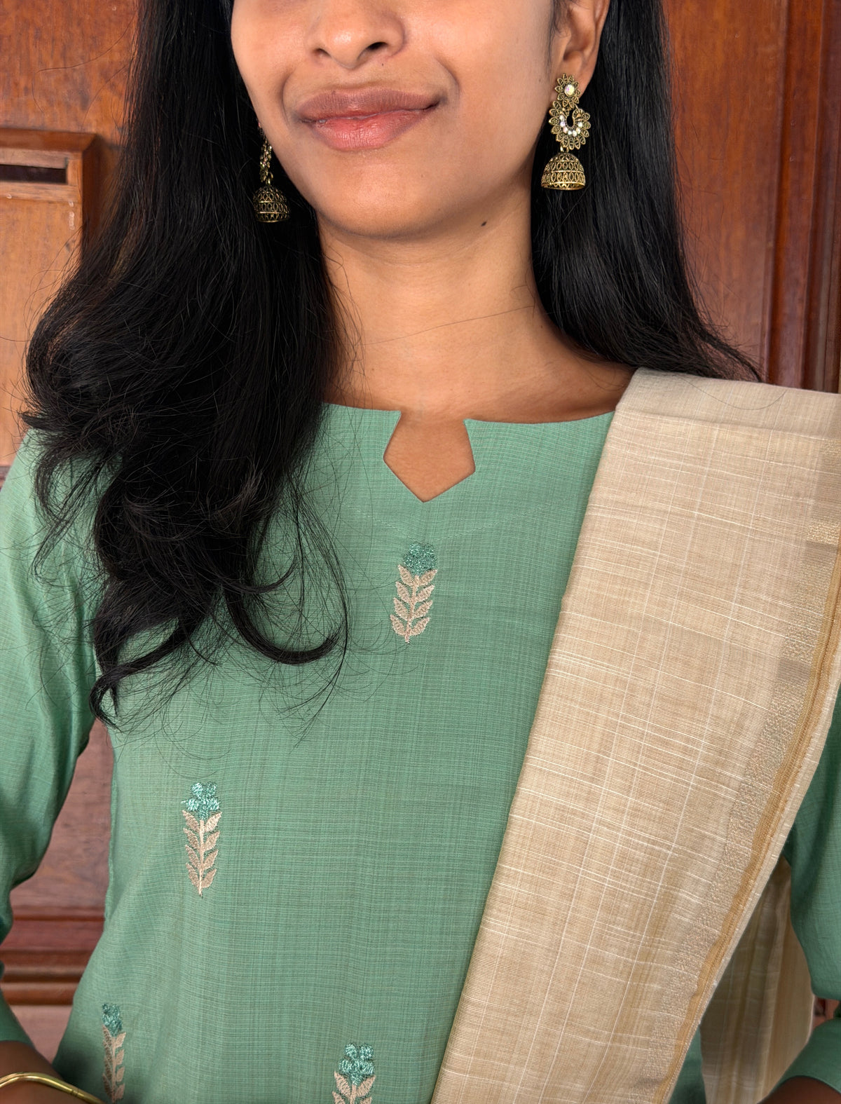 Pavazham